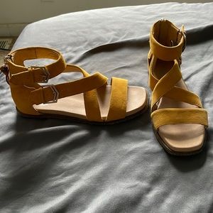 Dr. Scholls Mustard Yellow Sandals